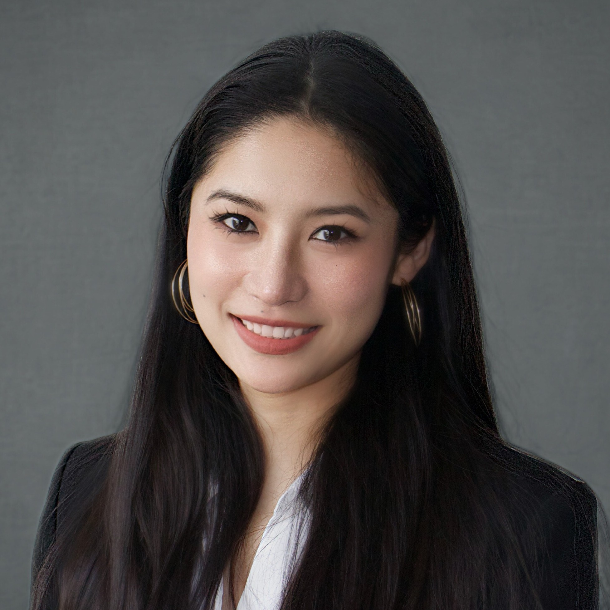 Headshot of Shyanne Feng, Senior Data Analyst at SLCG Economic Consulting